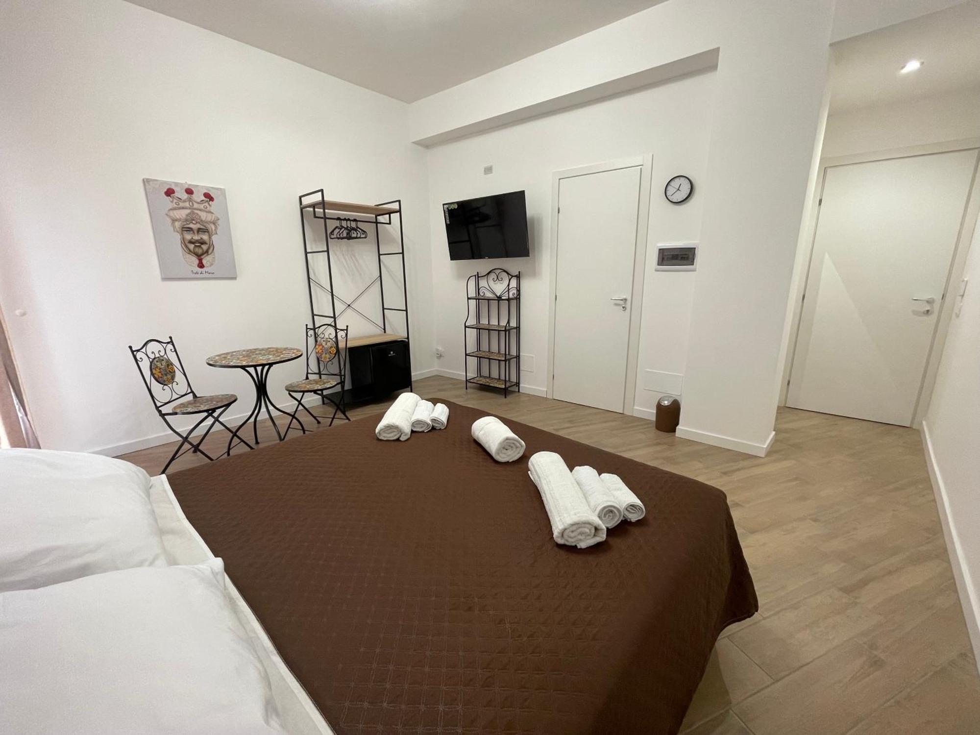 Bieddu Suites Palermo Exterior foto