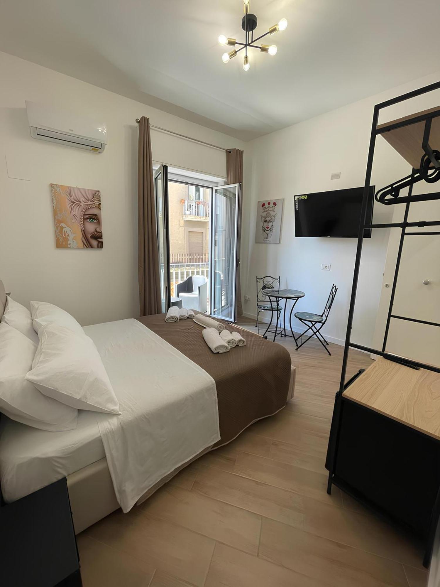 Bieddu Suites Palermo Exterior foto