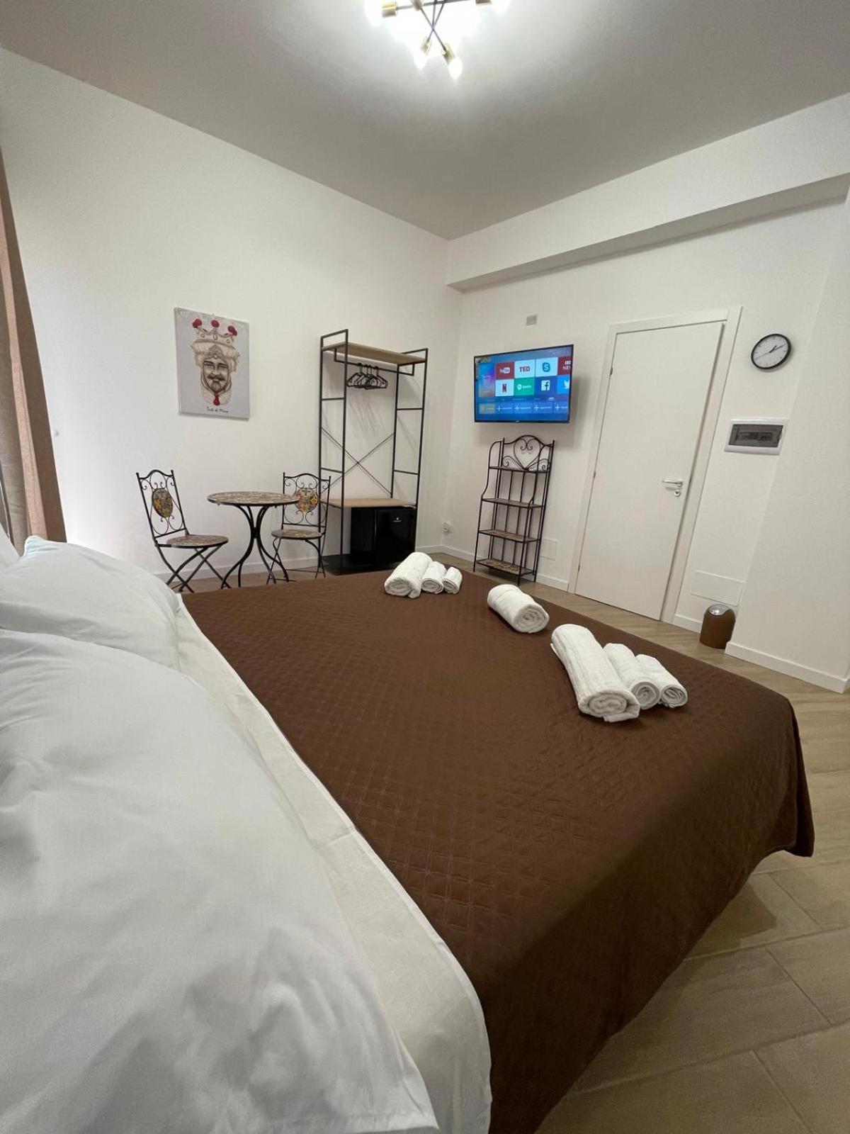 Bieddu Suites Palermo Exterior foto
